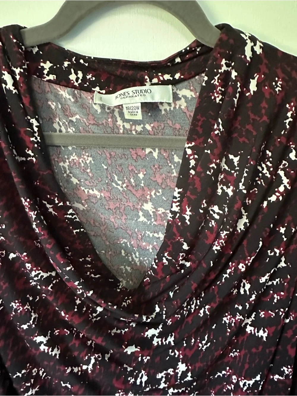 Roz & Ali Sleeveless Cowl Neck Top - Black, Burgundy & White